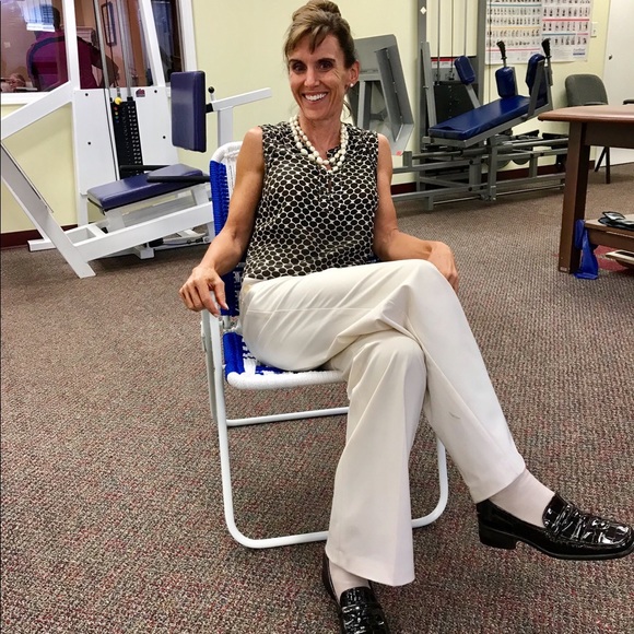 Meet your Posher, Whitney - Picture 2 of 3